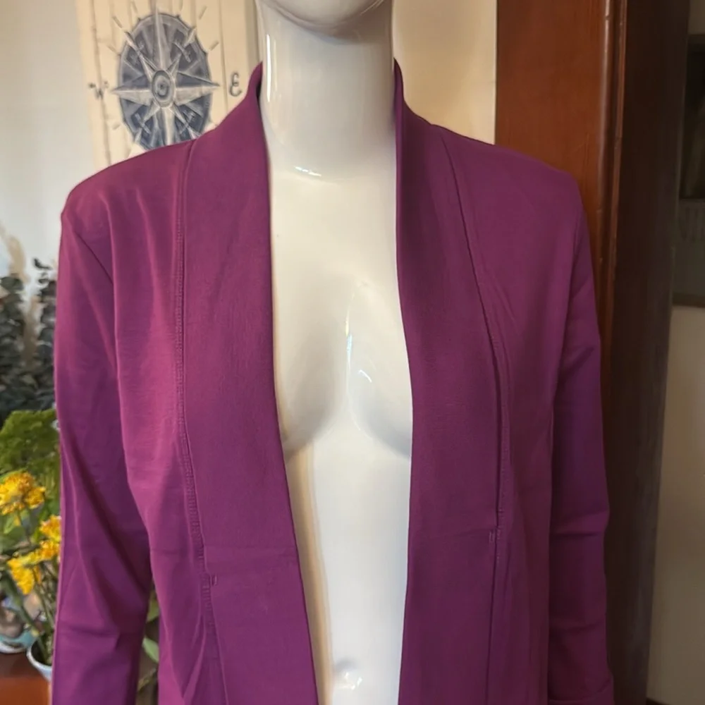 NWT northern reflections size small Women's Purple Open Front Jacket
Cardigan - Picture 3 of 4